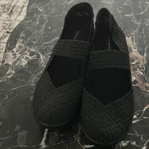 Steven wedge shoes black. Style Bruce.